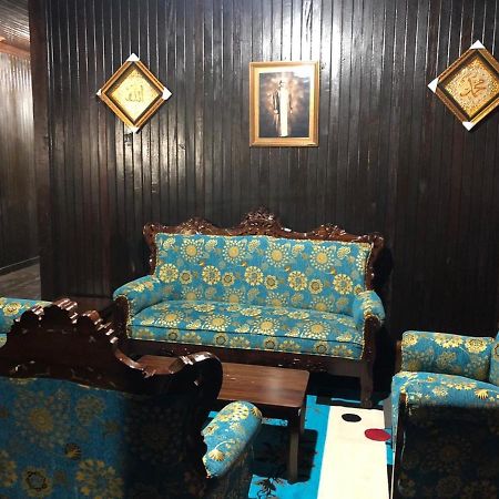 Mimi Guest House Syariah Пангкалан Бун Екстериор снимка