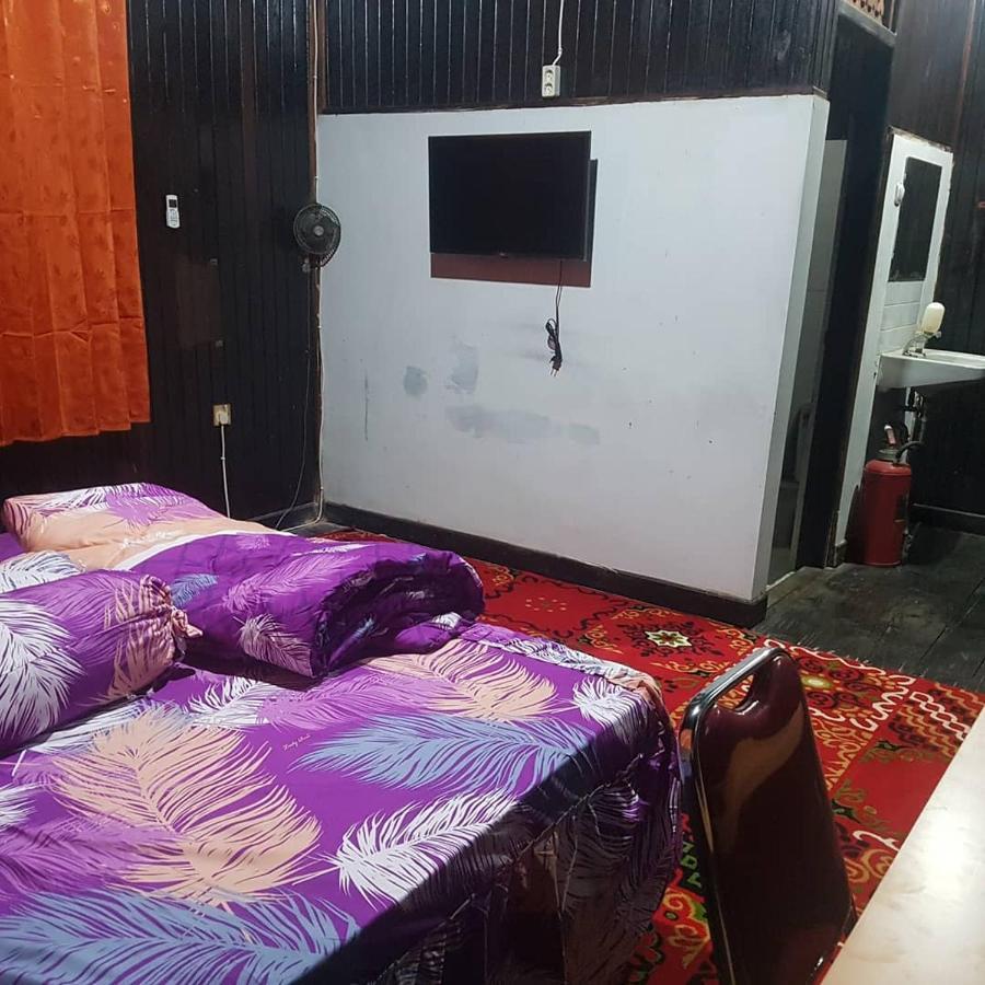Mimi Guest House Syariah Пангкалан Бун Екстериор снимка
